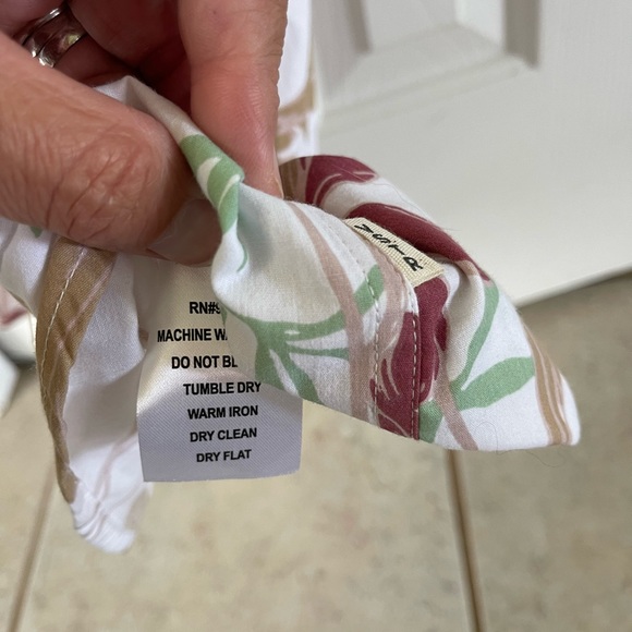 NWT men’s VSTR Large tropical shirt - Picture 2 of 6